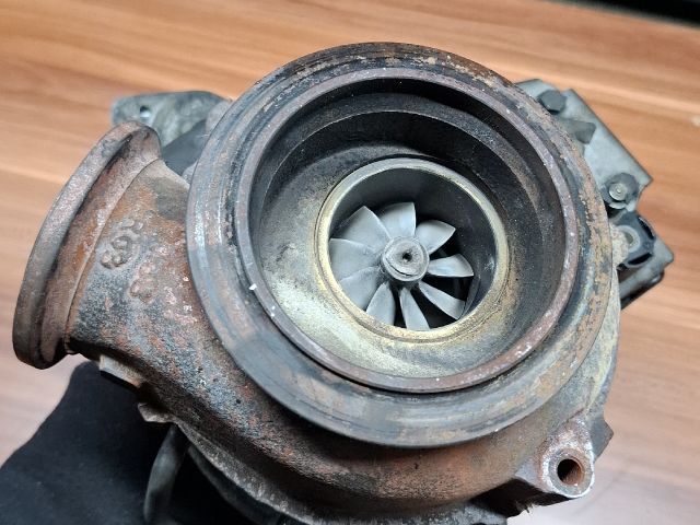 bontott BMW 3 E90 Turbó