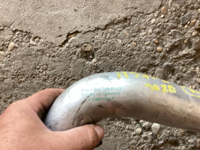 bontott BMW 3 E90 Turbócső