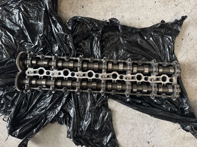 bontott BMW 3 E90 Vezérműtengely Házzal