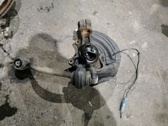 bontott BMW 3 E90 Bal első Csonkállvány Kerékaggyal