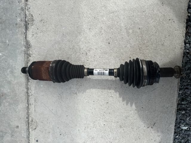 bontott BMW 3 E90 Bal Féltengely