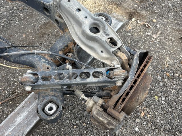 bontott BMW 3 E90 Hátsó Futómű (Részeivel)