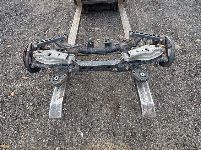 bontott BMW 3 E90 Hátsó Futómű (Részeivel)