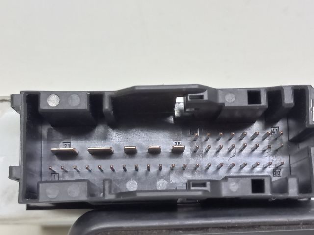 bontott BMW 3 E90 Komfort Elektronika