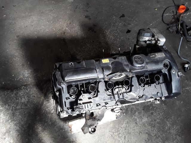 bontott BMW 3 E90 Motor (Fűzött blokk hengerfejjel)