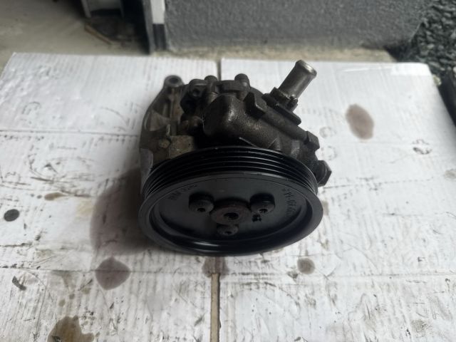 bontott BMW 3 E90 Kormányszervó Motor (Hidraulikus)