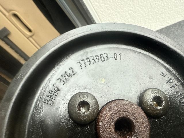 bontott BMW 3 E90 Kormányszervó Motor (Hidraulikus)