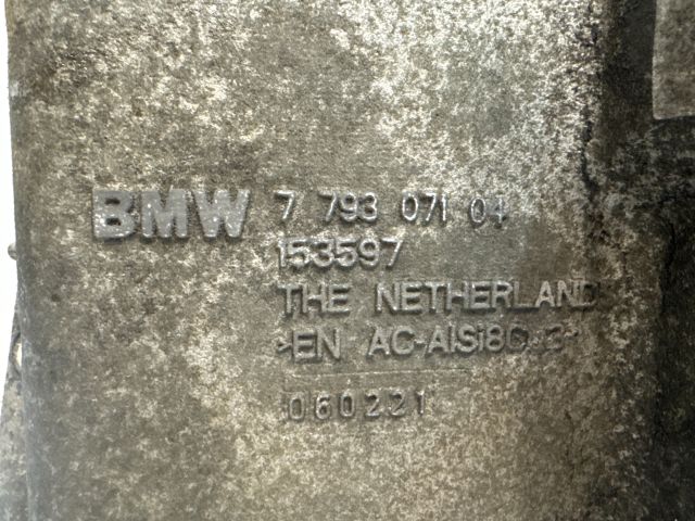 bontott BMW 3 E90 Olajteknő