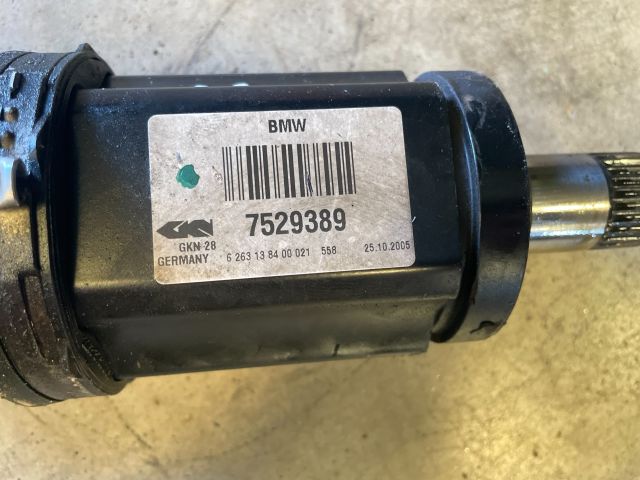 bontott BMW 3 E90 Bal Féltengely