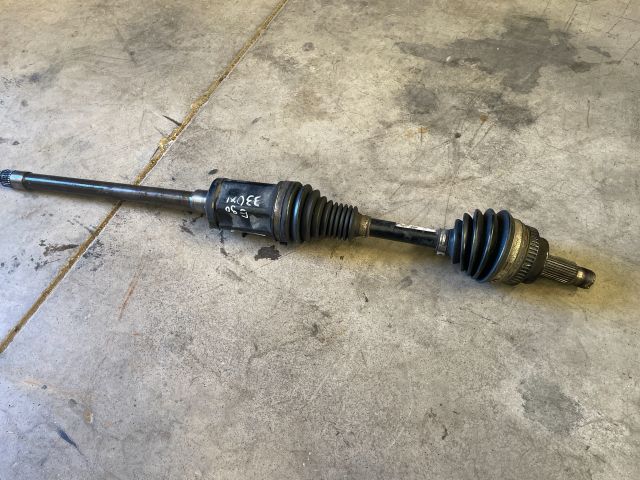 bontott BMW 3 E90 Jobb Féltengely