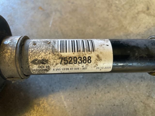 bontott BMW 3 E90 Jobb Féltengely