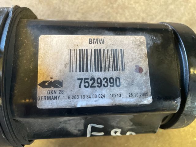 bontott BMW 3 E90 Jobb Féltengely