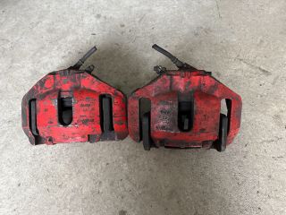 bontott BMW 3 E90 Féknyereg Munkahengerrel Szett