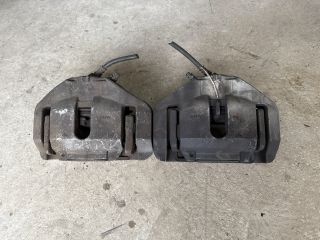 bontott BMW 3 E90 Féknyereg Munkahengerrel Szett