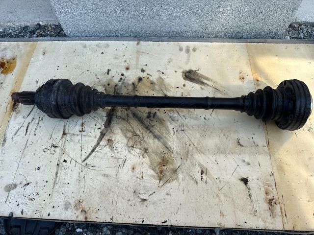 bontott BMW 3 E90 Jobb hátsó Féltengely