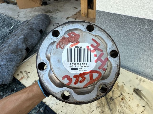 bontott BMW 3 E90 Jobb hátsó Féltengely