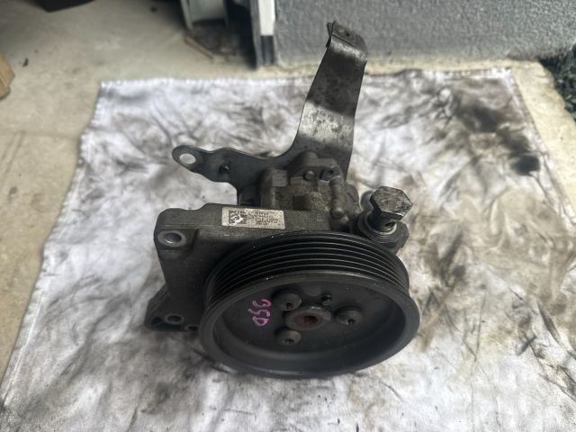 bontott BMW 3 E90 Kormányszervó Motor (Hidraulikus)