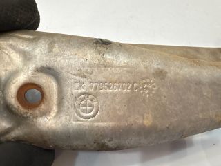 bontott BMW 3 E90 Leömlő Hővédő Lemez