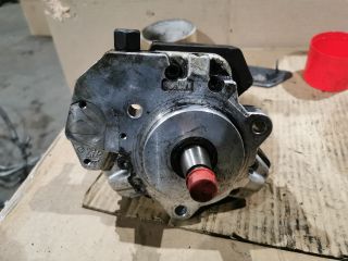 bontott BMW 3 E90 Nagynyomású Szivattyú