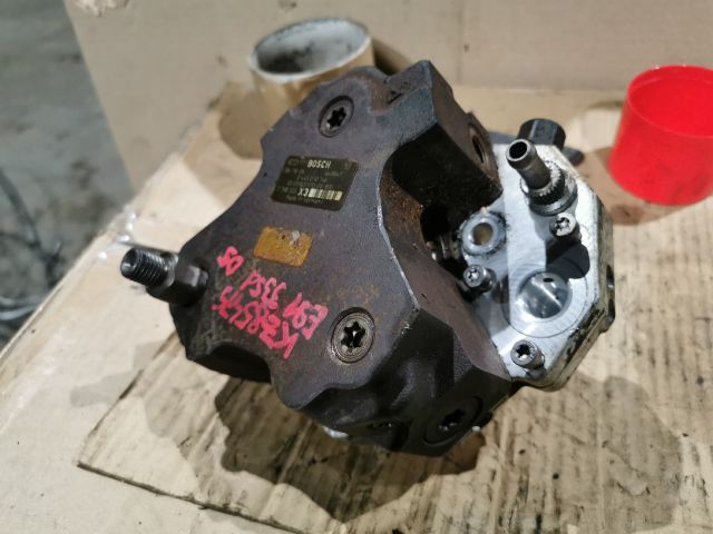 bontott BMW 3 E90 Nagynyomású Szivattyú