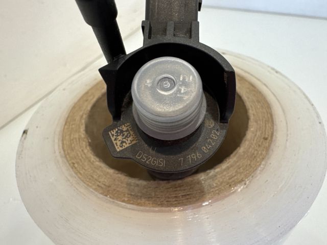 bontott BMW 3 E90 Porlasztó (1 db)