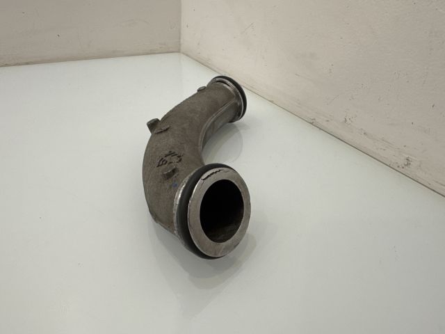 bontott BMW 3 E90 Turbócső