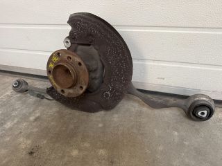 bontott BMW 3 E90 Jobb első Csonkállvány Kerékaggyal