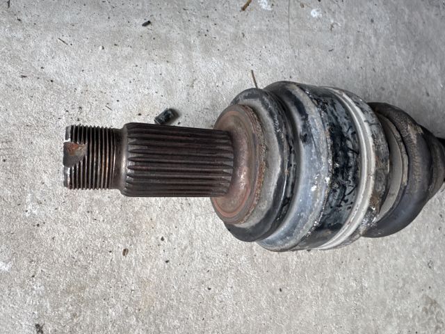 bontott BMW 3 E90 Jobb hátsó Féltengely