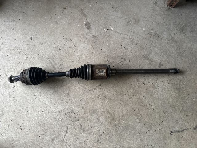 bontott BMW 3 E90 Jobb Féltengely