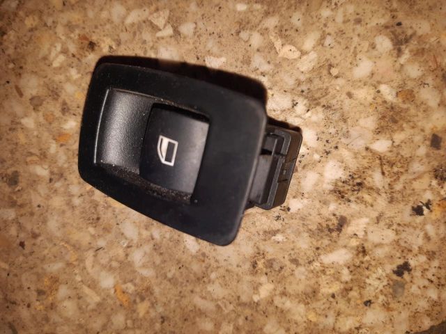 bontott BMW 3 E90 Ablakemelő Kapcsoló (Pozíciófüggetlen)