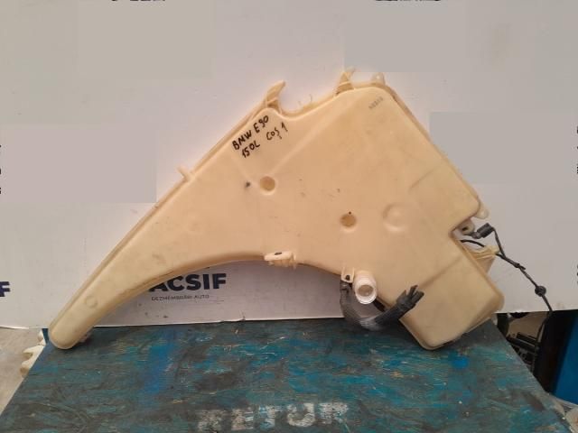 bontott BMW 3 E90 Ablakmosó Tartály