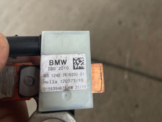 bontott BMW 3 E90 Akkumulátor Saru Elektronikával