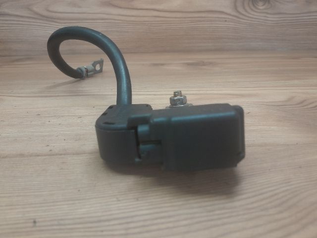 bontott BMW 3 E90 Akkumulátor Saru Elektronikával