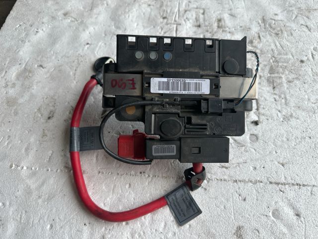 bontott BMW 3 E90 Akkumulátor Saru Elektronikával