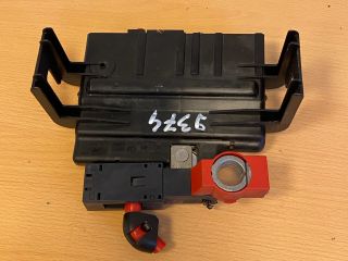bontott BMW 3 E90 Akkumulátor Saru Elektronikával