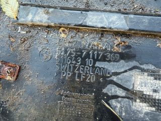 bontott BMW 3 E90 Alsó Motorburkolat