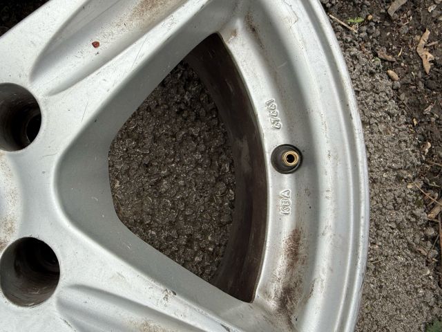 bontott BMW 3 E90 Alufelni (1 db)