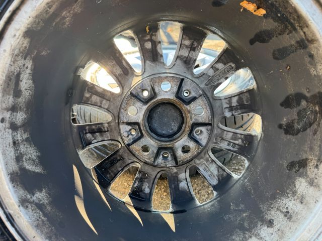 bontott BMW 3 E90 Alufelni Szett Gumival