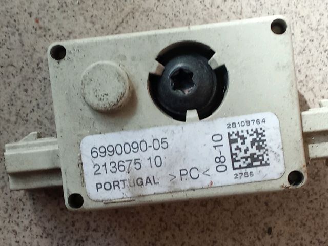 bontott BMW 3 E90 Antenna Erősítő