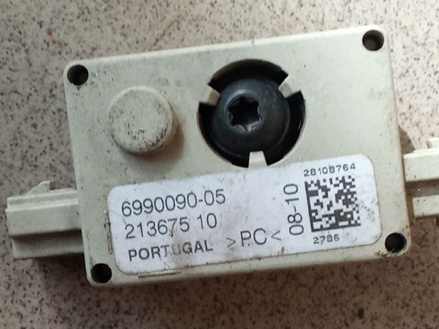 bontott BMW 3 E90 Antenna Erősítő