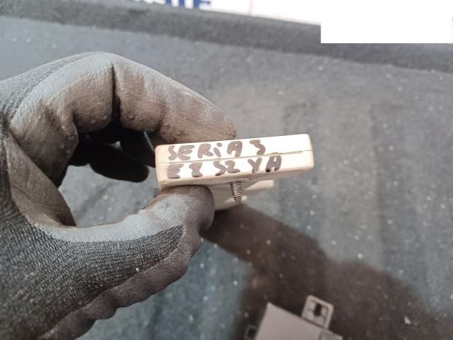 bontott BMW 3 E90 Antenna Erősítő