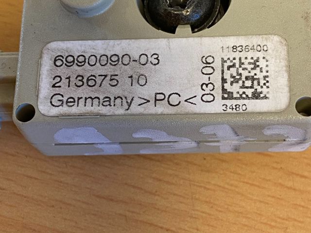 bontott BMW 3 E90 Antenna Erősítő