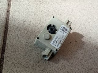 bontott BMW 3 E90 Antenna Erősítő