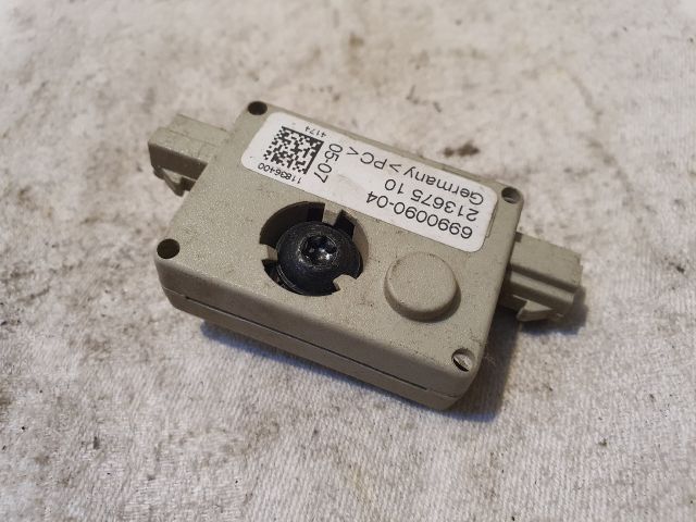 bontott BMW 3 E90 Antenna Erősítő