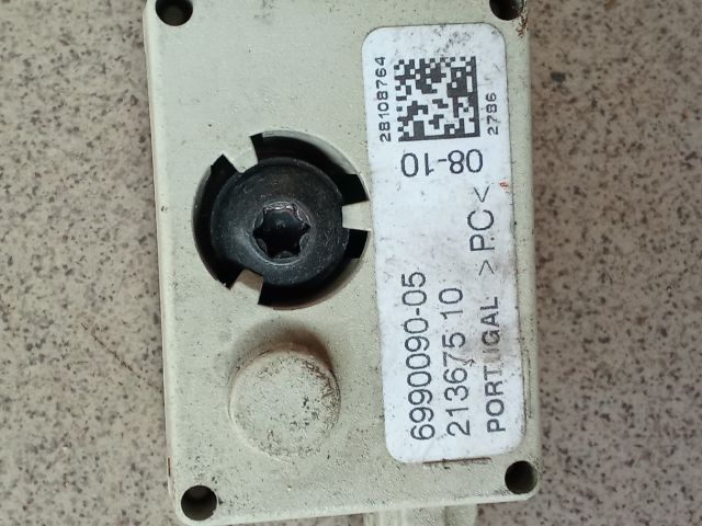 bontott BMW 3 E90 Antenna Erősítő