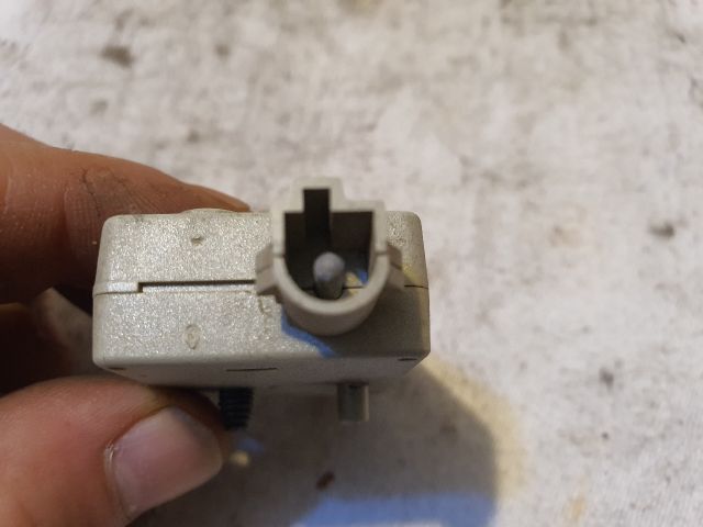 bontott BMW 3 E90 Antenna Erősítő