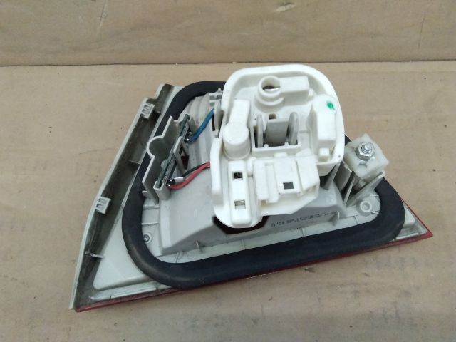 bontott BMW 3 E90 Bal Belső Hátsó Lámpa