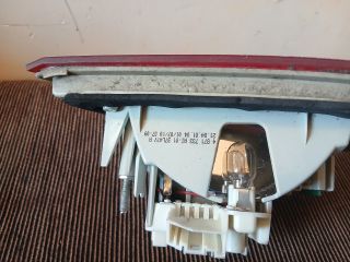 bontott BMW 3 E90 Bal Belső Hátsó Lámpa