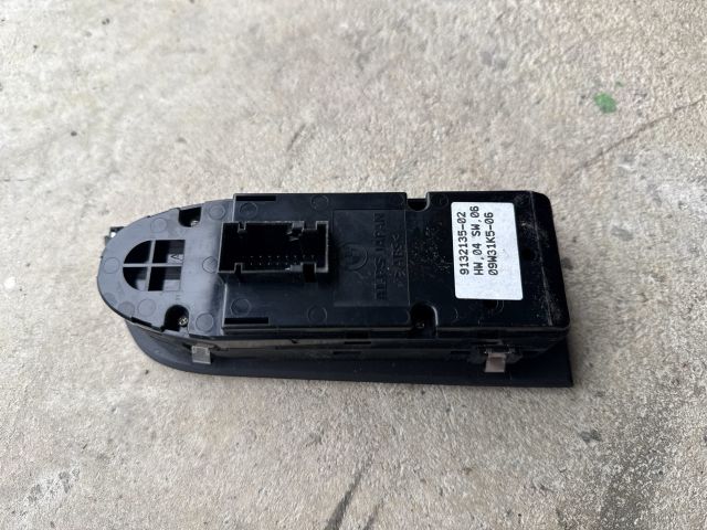 bontott BMW 3 E90 Bal első Ablakemelő Kapcsoló