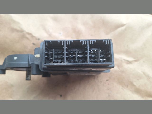 bontott BMW 3 E90 Bal első Ablakemelő Motor